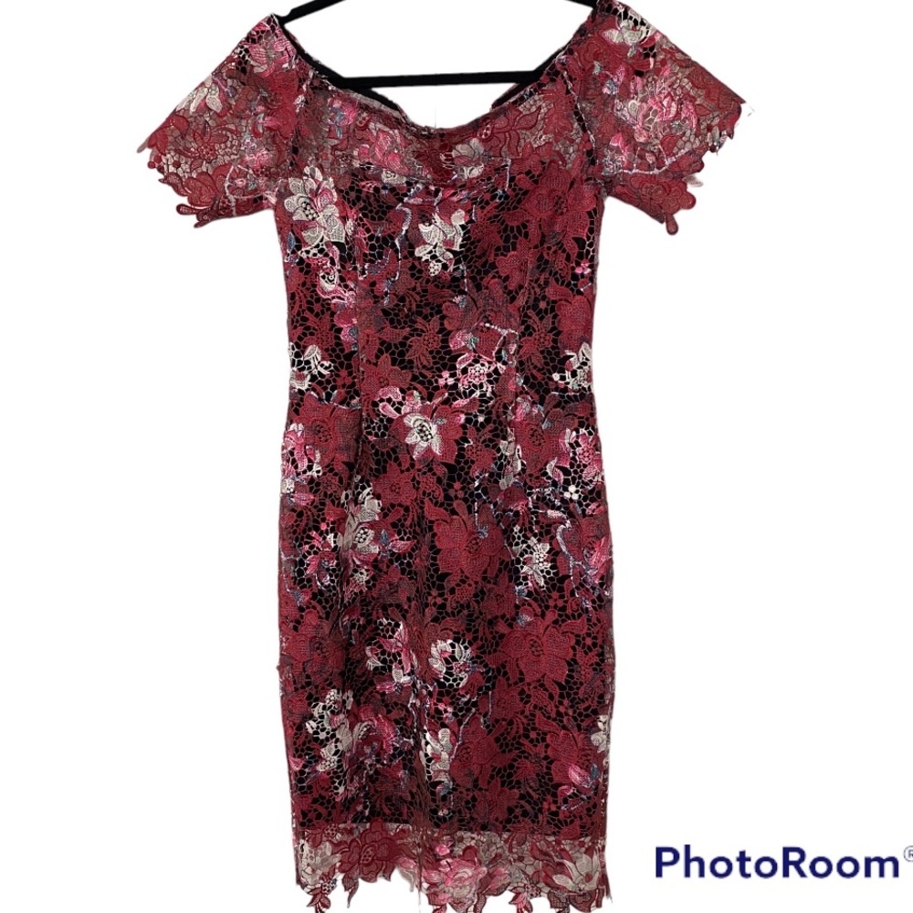PAPER DOLLS LONDON Floral Crotchet Dress 6